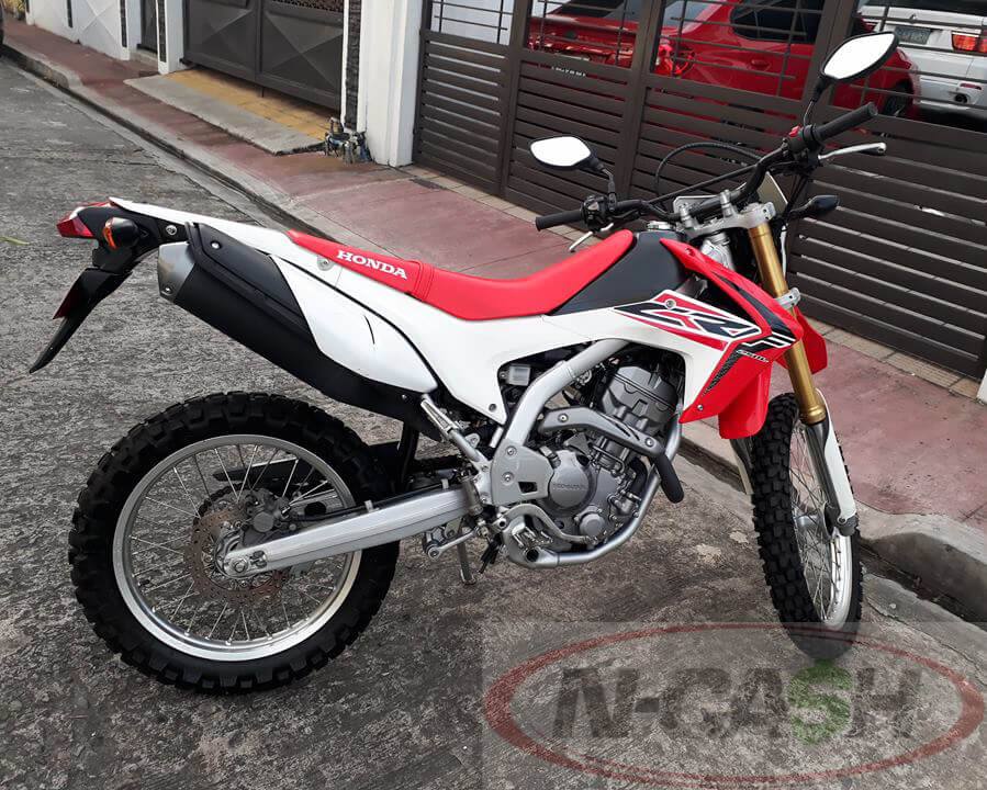 hondacfr_pawnshop.jpg3