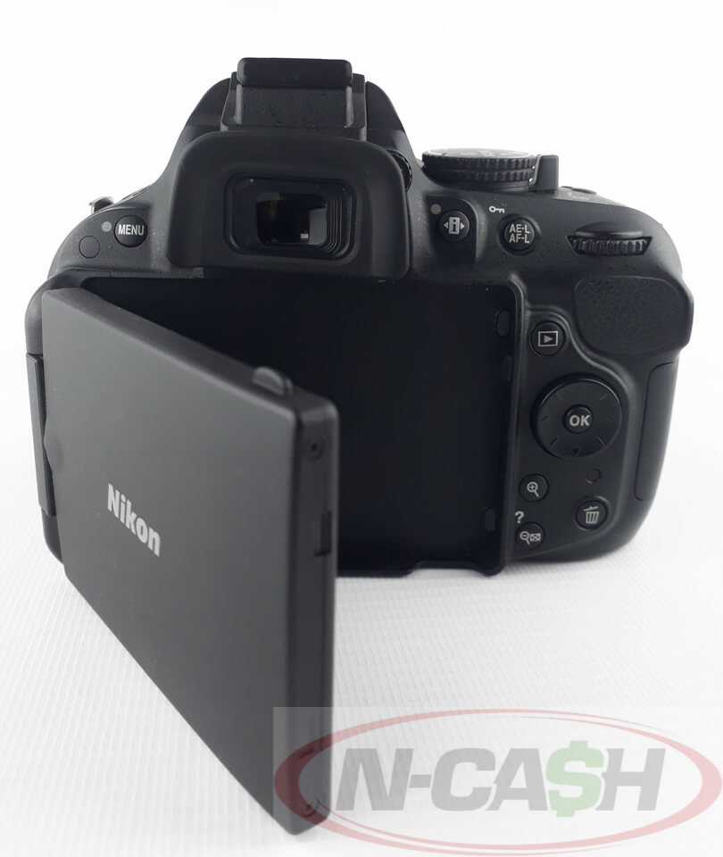 D5200_pawnshop0