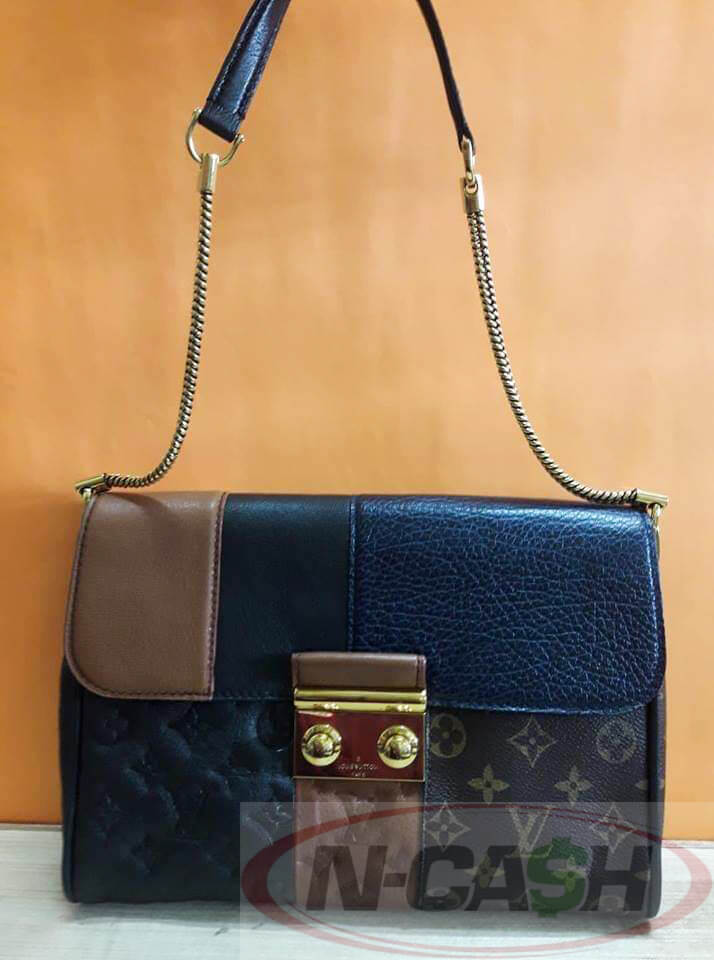 Limited Edition Louis Vuitton Marine Monogram Blocks Pochette Bag | N-Cash