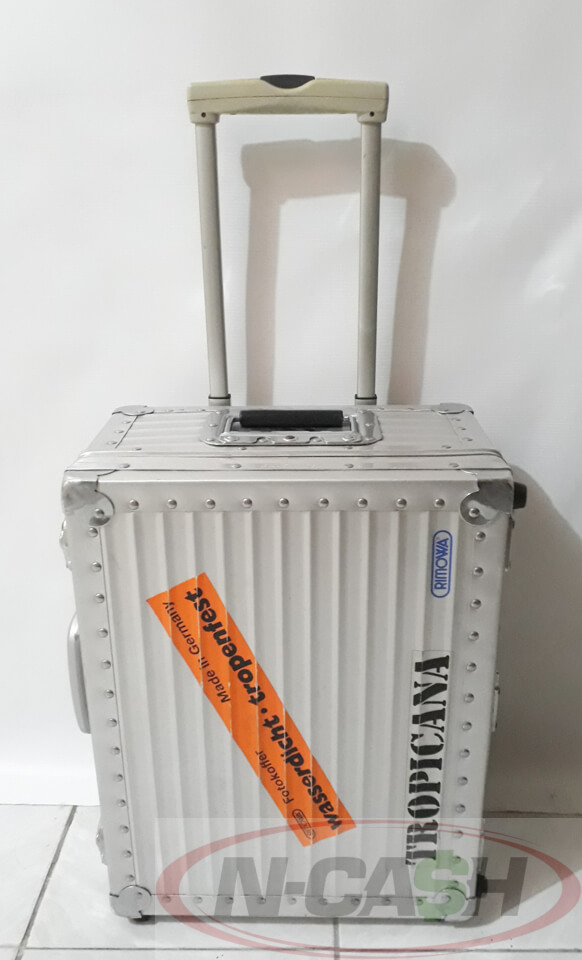 rimowa tropicana camera case