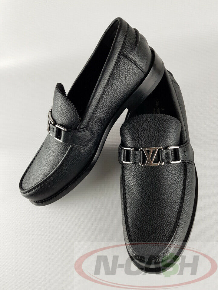 Louis Vuitton lv man loafers  Gucci men shoes, Leather shoes men, Louis vuitton  men shoes