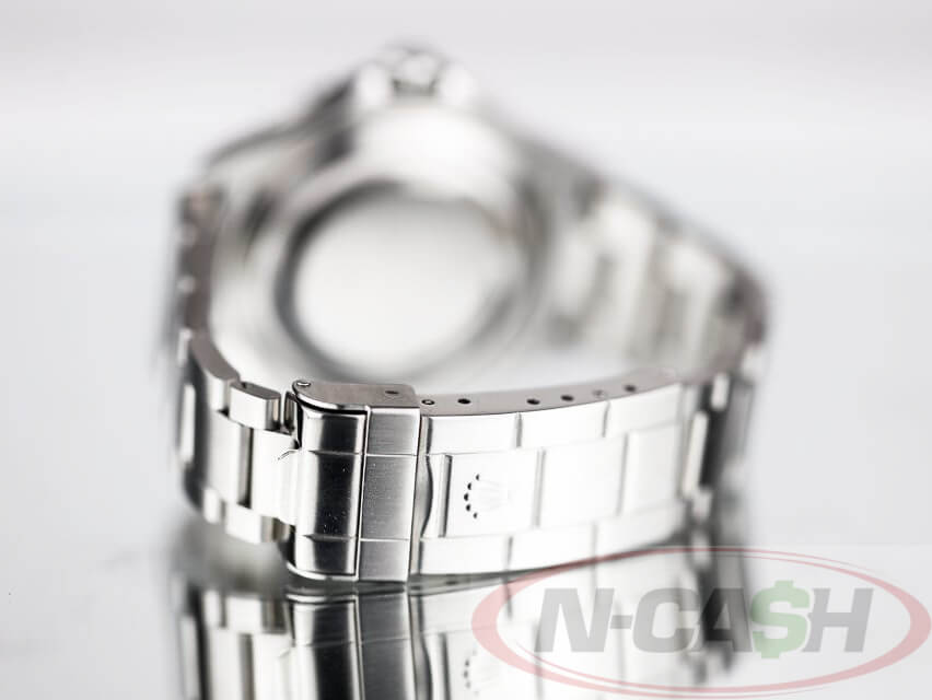 submariner_pawnshop3