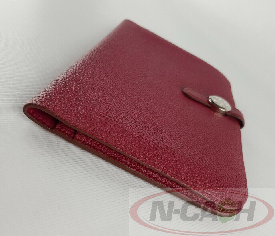 Shop authentic Hermes Dogon Recto Verso Wallet at revogue for just