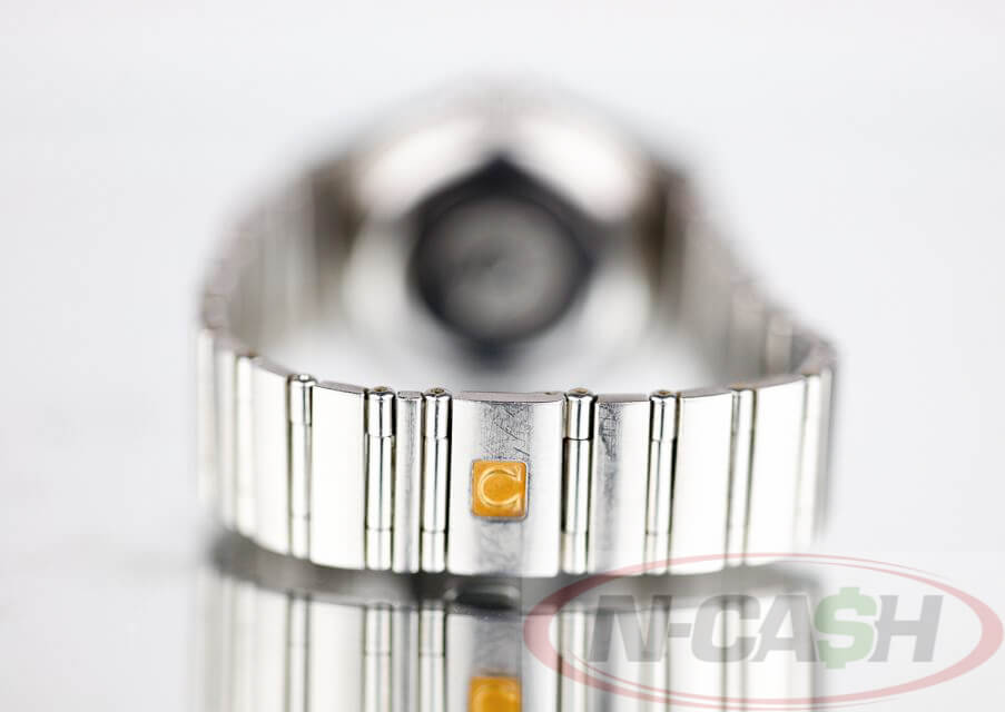 omegaladies_pawnshop2