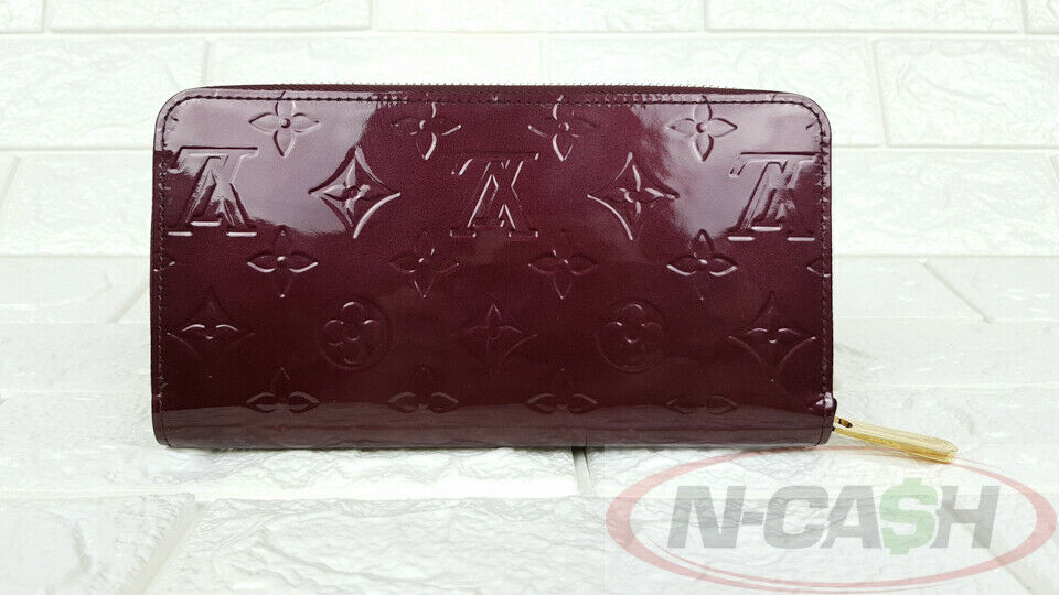 LVViolleteverniswallet_pawnshop1