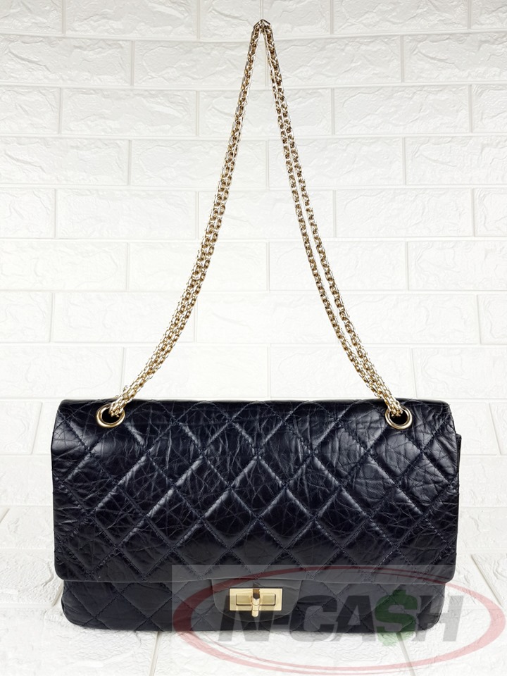 chanel classic flap navy blue