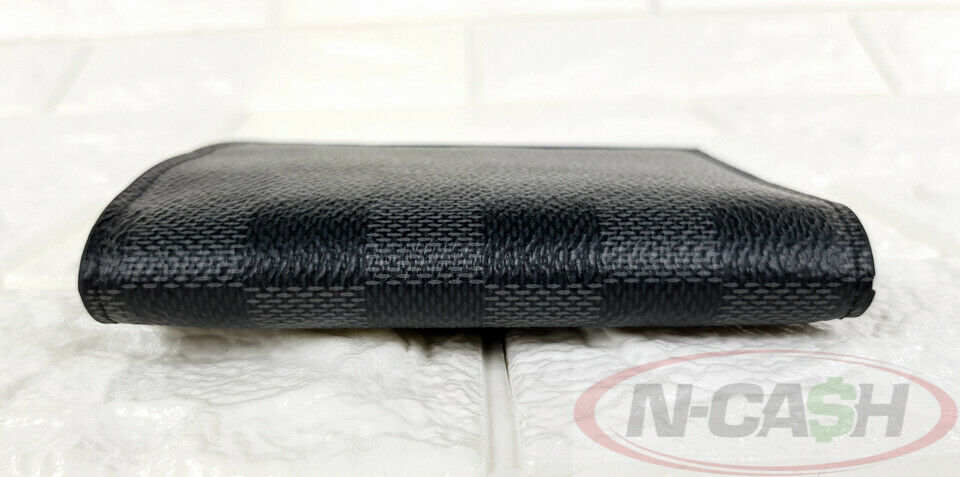 LVsmartdamiergraphitebifoldwallet_pawnshop3
