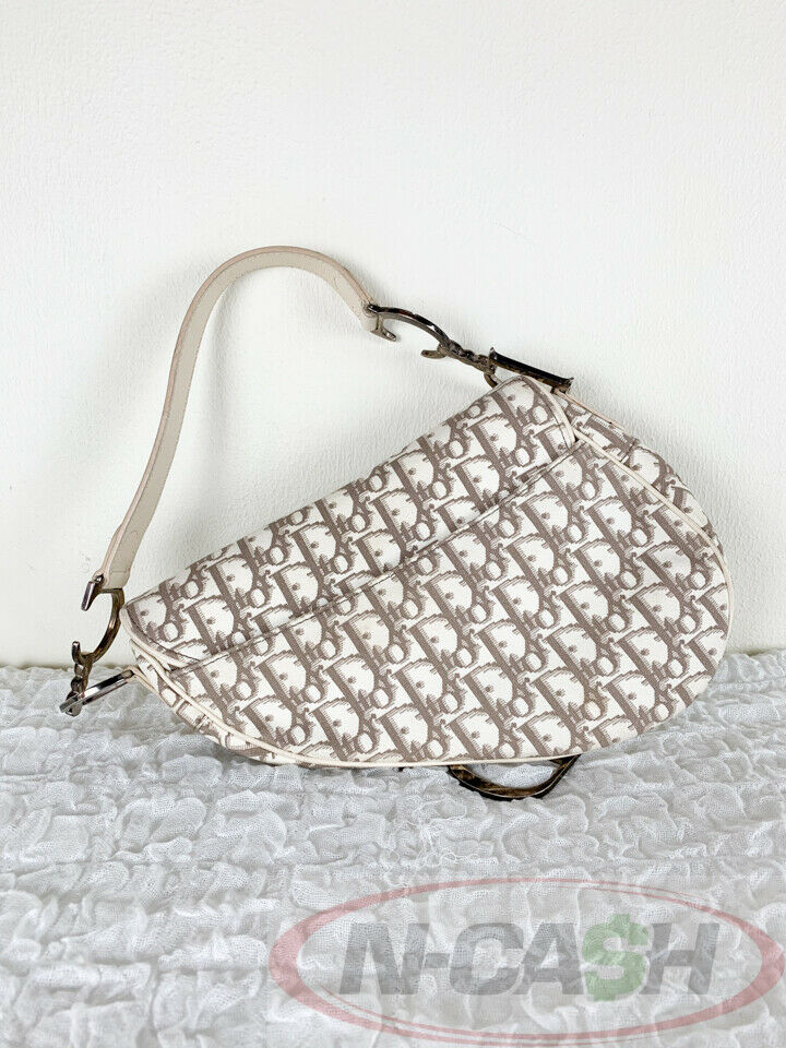 CHRISTIAN DIOR Floral Embroidered Saddle Bag_pawnshop1