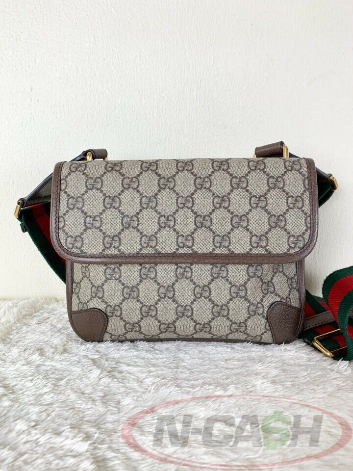 GG Supreme Neo Vintage Small Messenger Bag