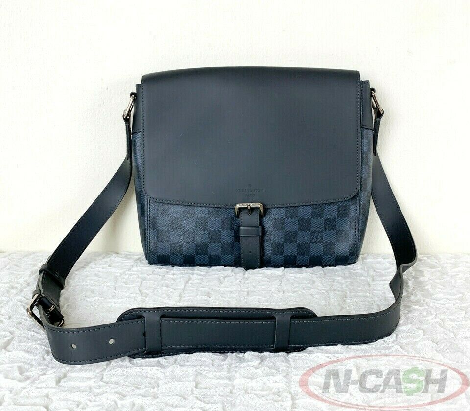 LOUIS VUITTON Newport PM Damier Cobalt Messenger Bag_pawnshop