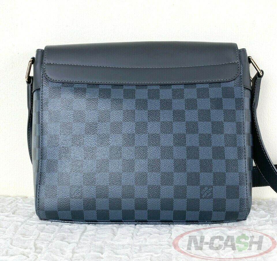 LOUIS VUITTON Newport PM Damier Cobalt Messenger Bag_pawnshop1