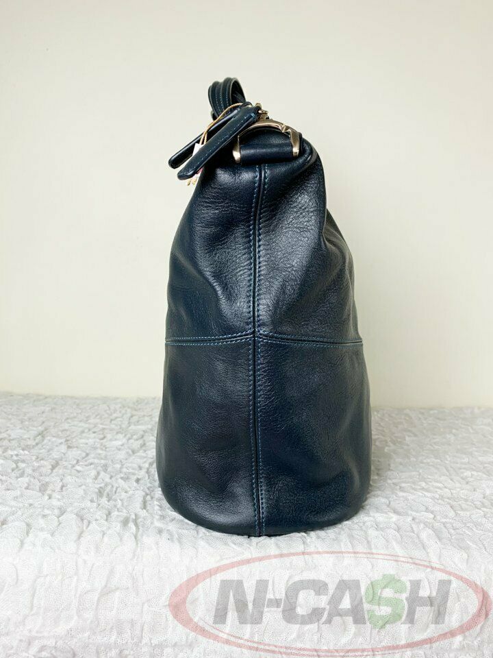 Givenchy Medium Nightingale Navy Lambskin Tote Bag NCash