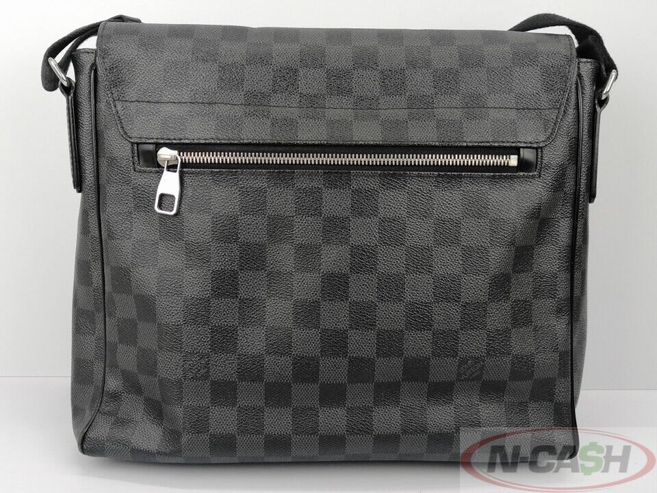 Louis Vuitton Messenger Bag - District MM Bag