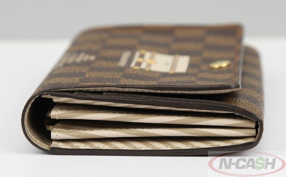 LOUIS VUITTON Inventeur Trunks & Lock Sarah Wallet_pawnshop2