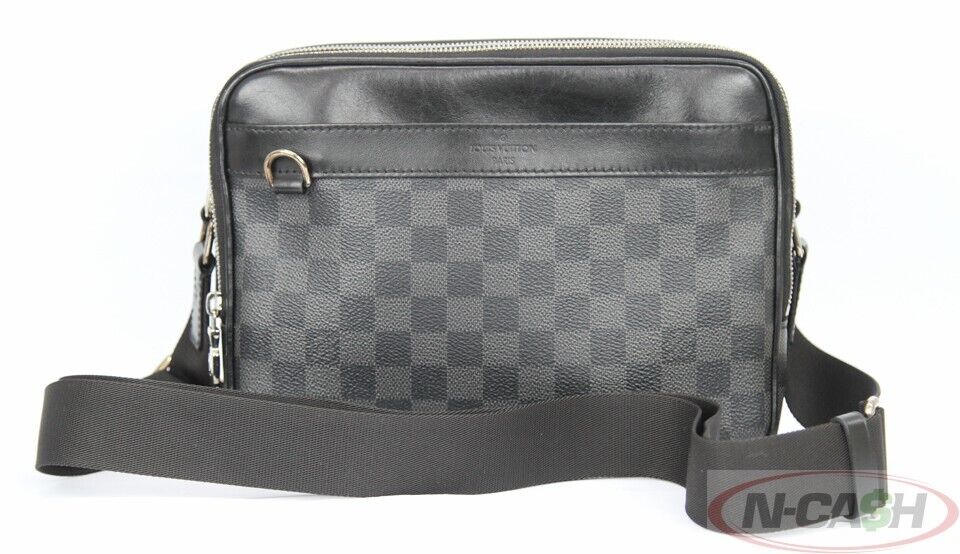 LOUIS VUITTON Trocadero PM Damier Graphite Messenger Bag_pawnshop