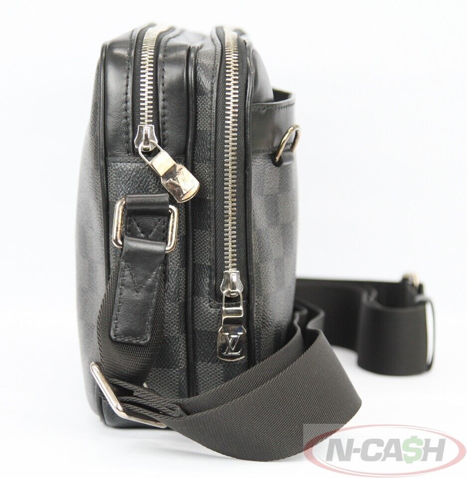 LOUIS VUITTON Trocadero PM Damier Graphite Messenger Bag_pawnshop2