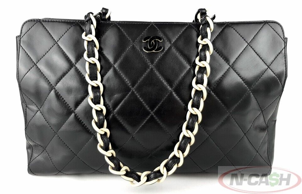 CHANEL Vintage Black Quilted Leather Shoulder NCash