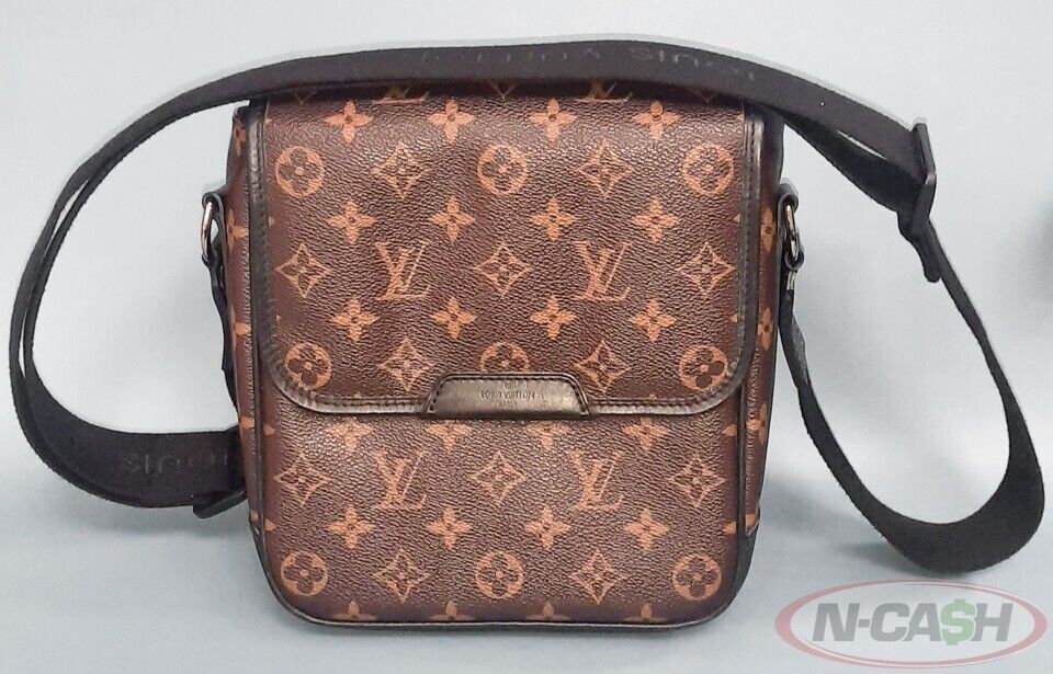 LOUIS VUITTON Macassar Bass Monogram Canvas PM Messenger Bag_pawnshop