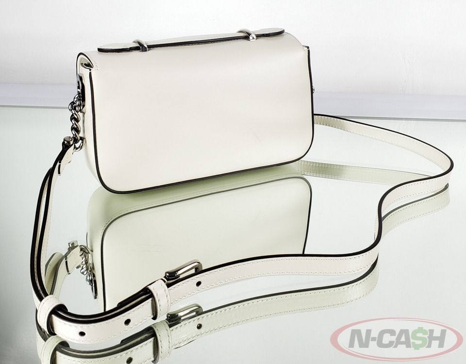 Gucci Petite GG Mini White Leather Shoulder Bag_pawnshop1