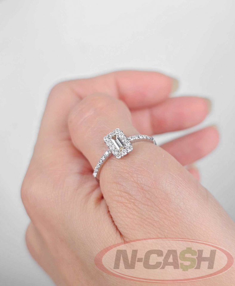 1.5 Carat Face Emerald Diamond Half-Eternity Ring in 18K White Gold_pawnshop2