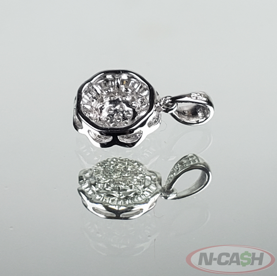 Brand New Elegant 1.00 Carat Natural Diamond Flower Pendant_pawnshop3