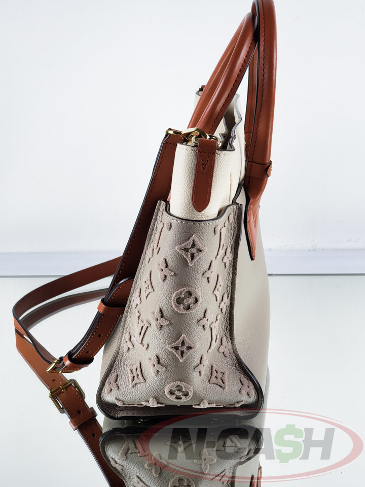 Louis Vuitton Galet On My Side PM_pawnshop3