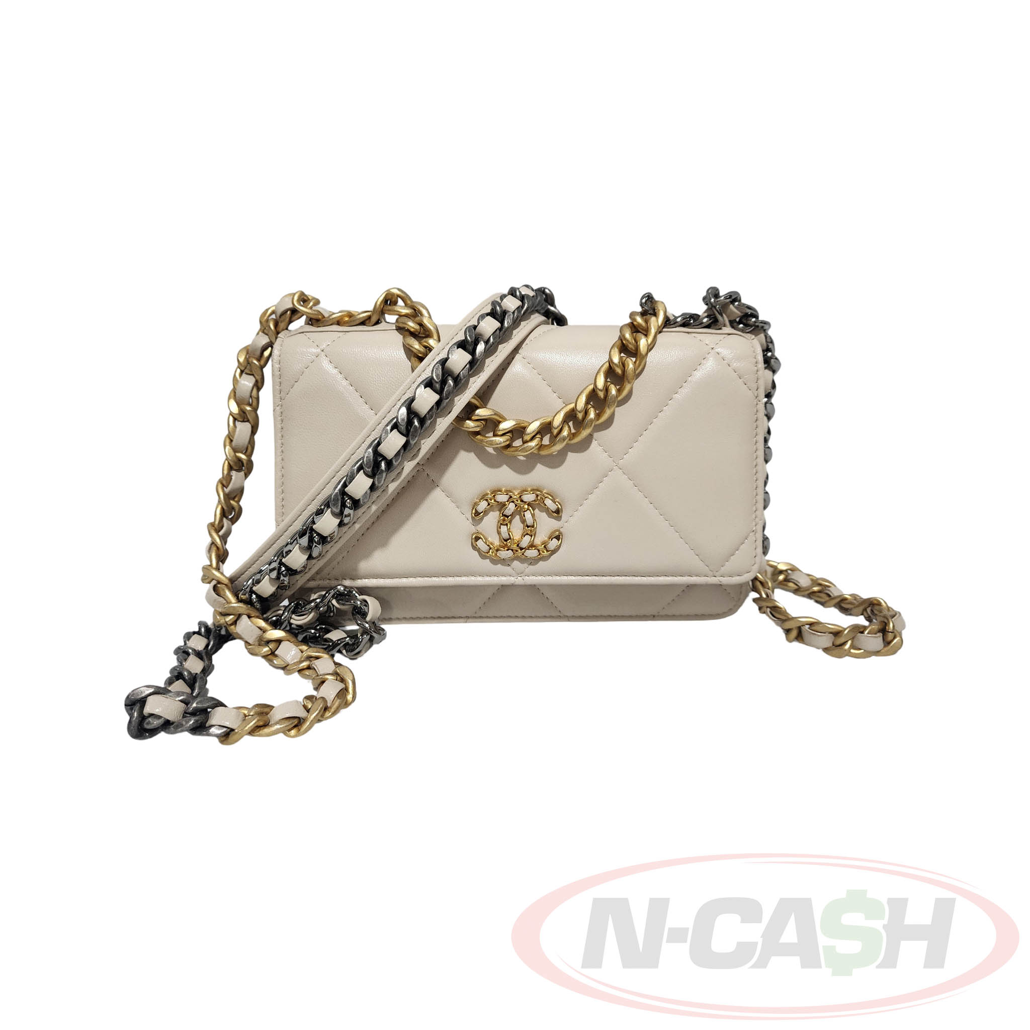 Chanel 19 Wallet on Chain (WOC)